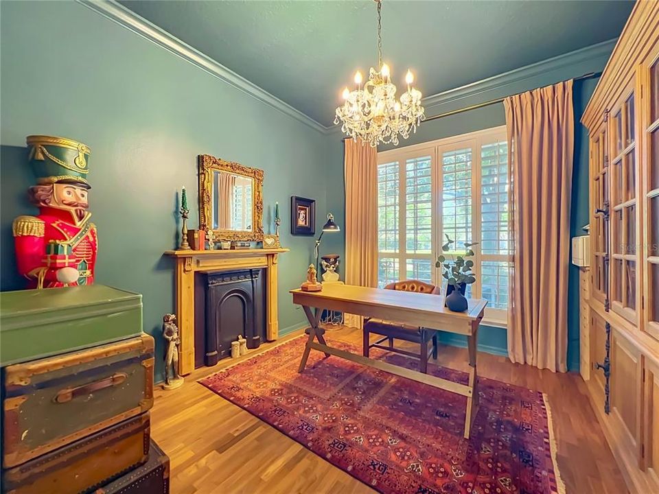 For Sale: $1,150,000 (3 beds, 2 baths, 2599 Square Feet)