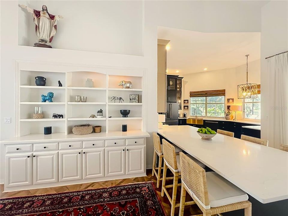 For Sale: $1,150,000 (3 beds, 2 baths, 2599 Square Feet)