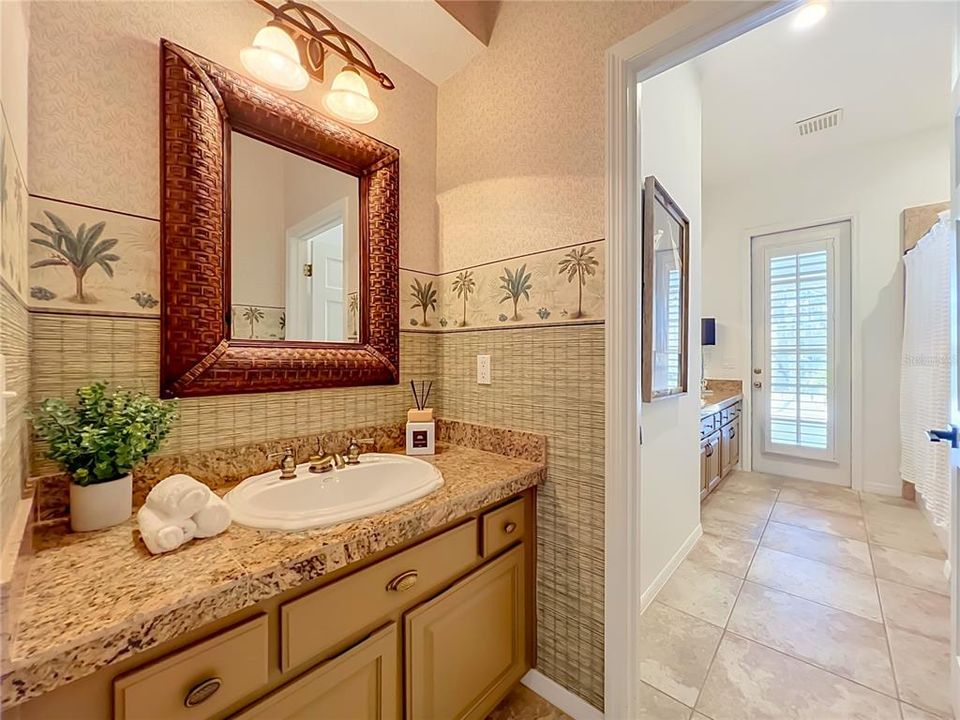 For Sale: $1,150,000 (3 beds, 2 baths, 2599 Square Feet)