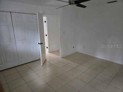 En Venta: $349,000 (4 camas, 2 baños, 1560 Pies cuadrados)