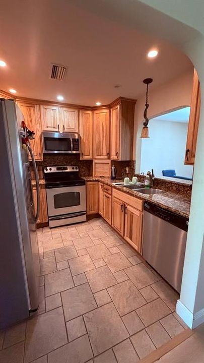 For Sale: $235,000 (2 beds, 2 baths, 1434 Square Feet)