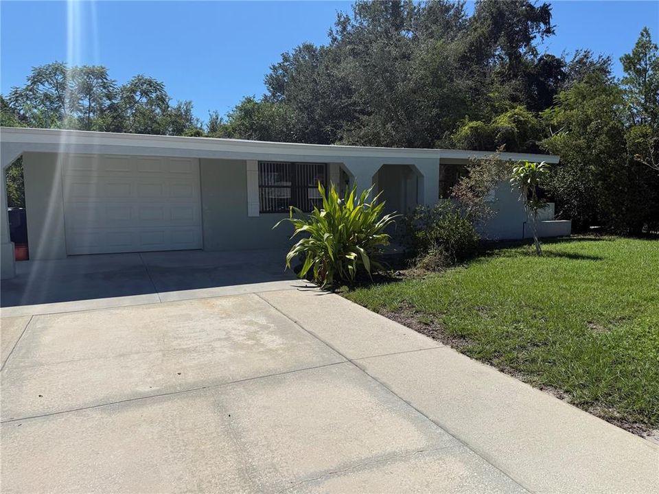 For Sale: $275,000 (2 beds, 1 baths, 750 Square Feet)