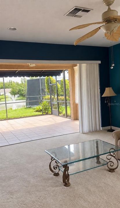 En Venta: $389,900 (2 camas, 2 baños, 1460 Pies cuadrados)