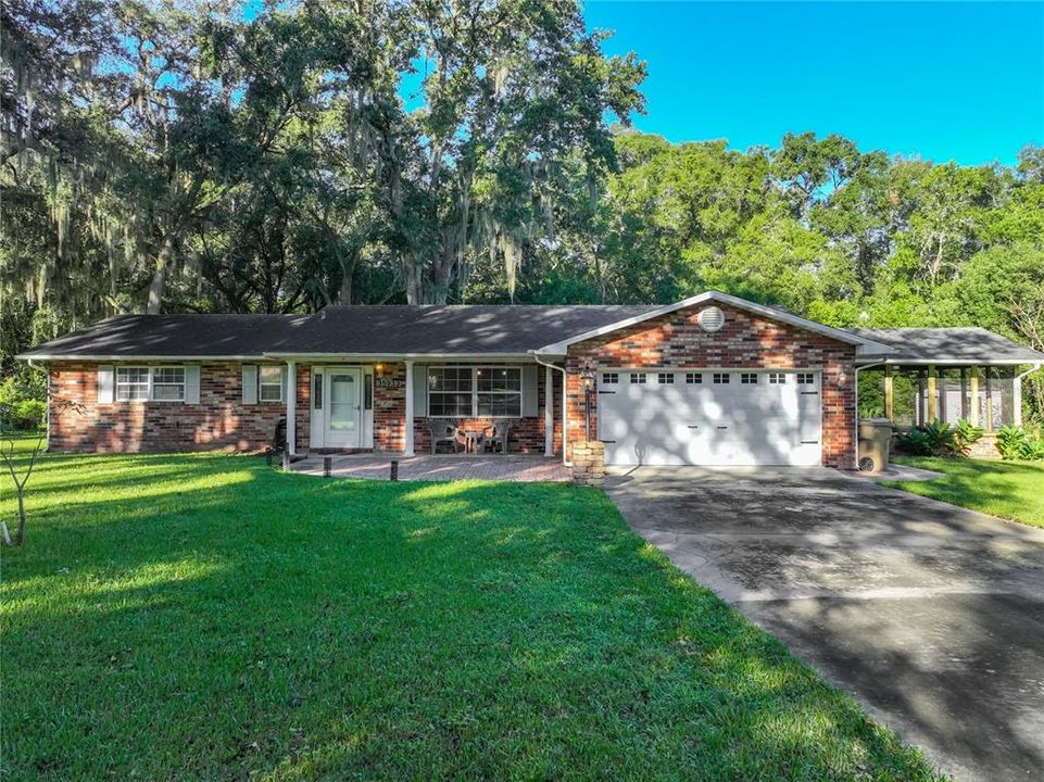 For Sale: $289,900 (2 beds, 2 baths, 1252 Square Feet)