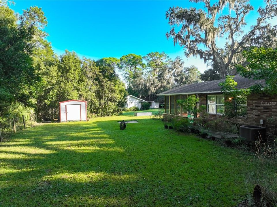 For Sale: $289,900 (2 beds, 2 baths, 1252 Square Feet)