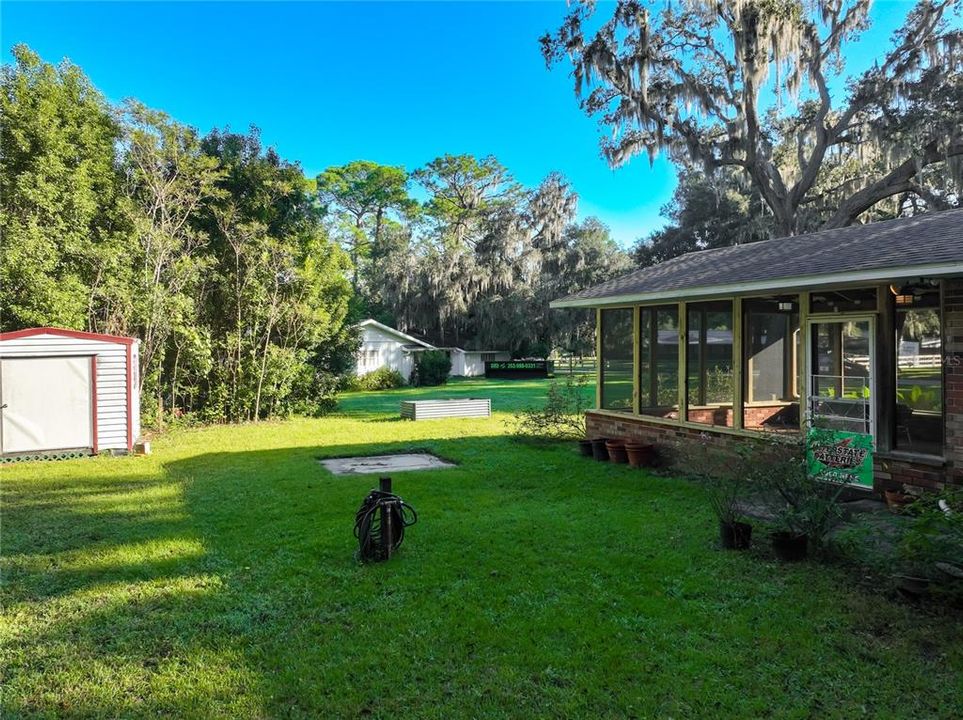 For Sale: $289,900 (2 beds, 2 baths, 1252 Square Feet)