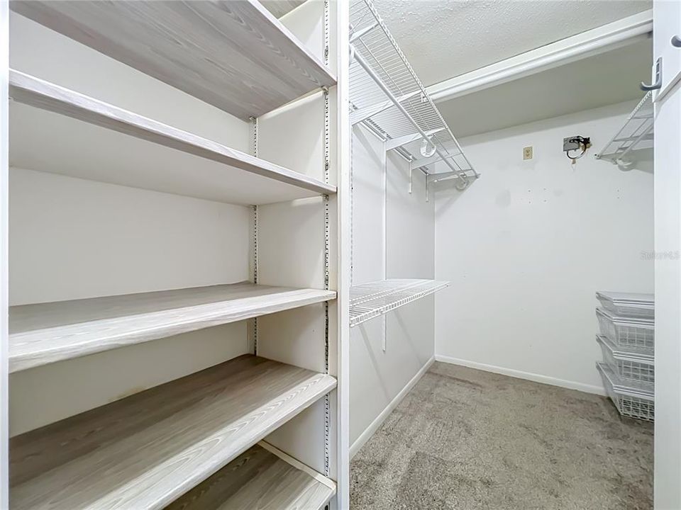 For Sale: $289,900 (2 beds, 2 baths, 1252 Square Feet)