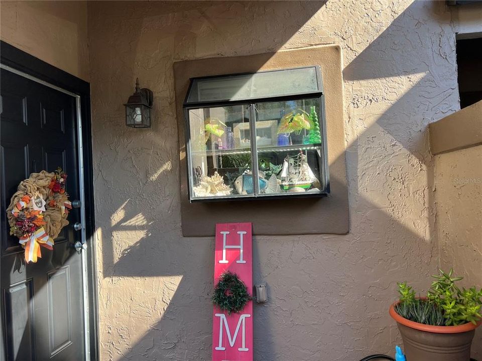 For Sale: $234,999 (2 beds, 2 baths, 1199 Square Feet)