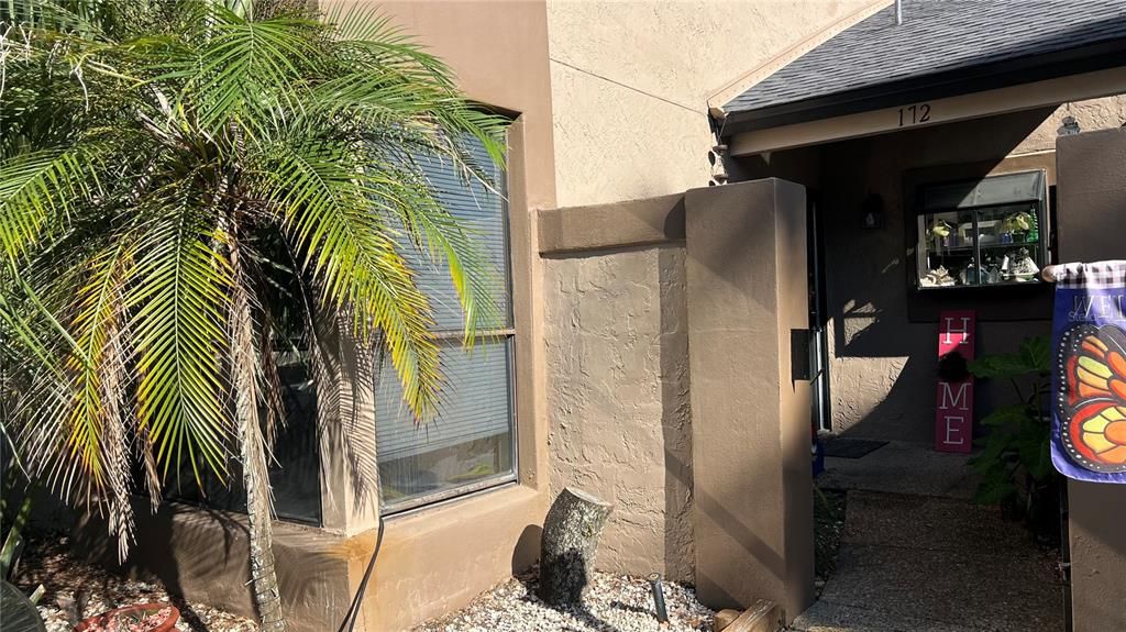 For Sale: $234,999 (2 beds, 2 baths, 1199 Square Feet)
