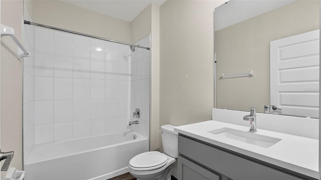 En Venta: $439,900 (4 camas, 2 baños, 1846 Pies cuadrados)