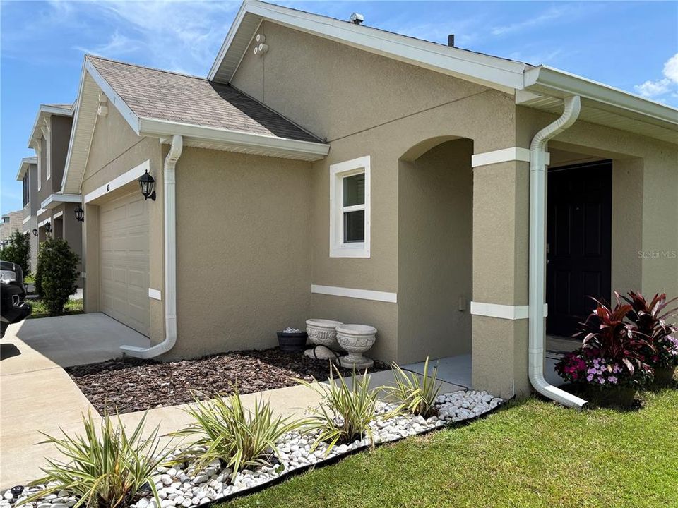 For Sale: $347,000 (3 beds, 2 baths, 1510 Square Feet)