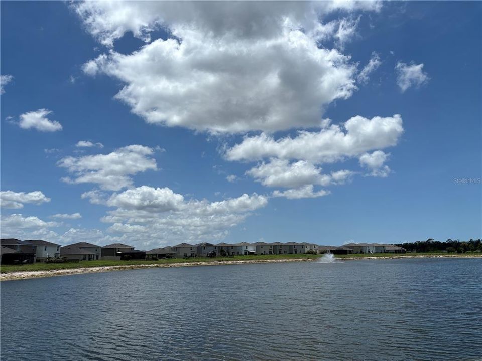 For Sale: $347,000 (3 beds, 2 baths, 1510 Square Feet)