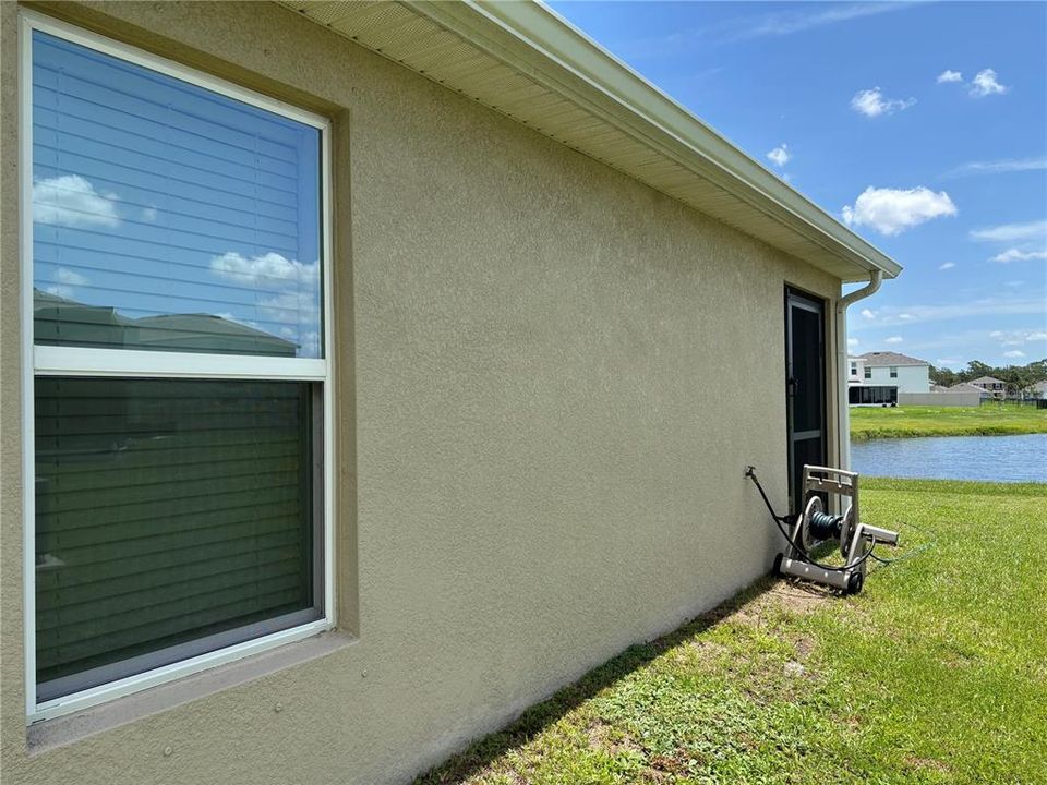 For Sale: $347,000 (3 beds, 2 baths, 1510 Square Feet)