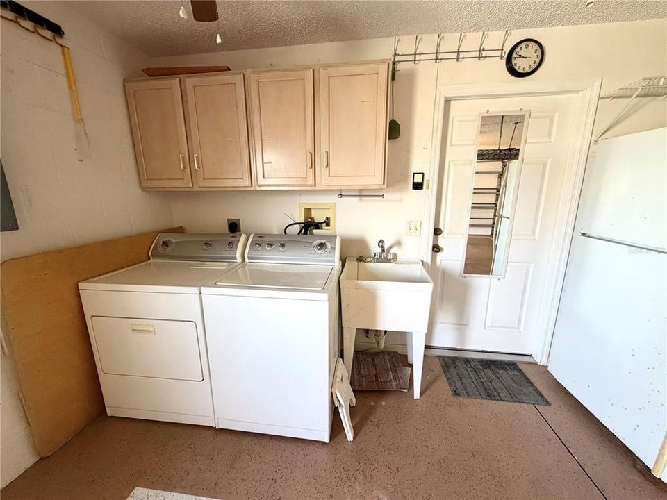 В аренду: $2,200 (3 спален, 2 ванн, 1724 Квадратных фут)
