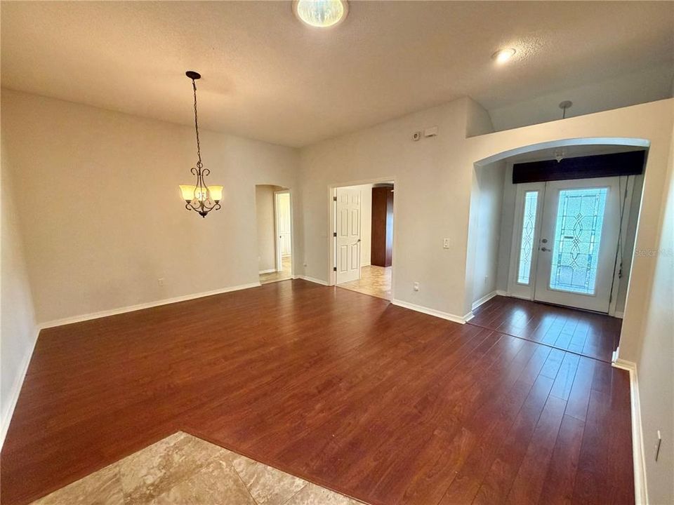 В аренду: $2,200 (3 спален, 2 ванн, 1724 Квадратных фут)