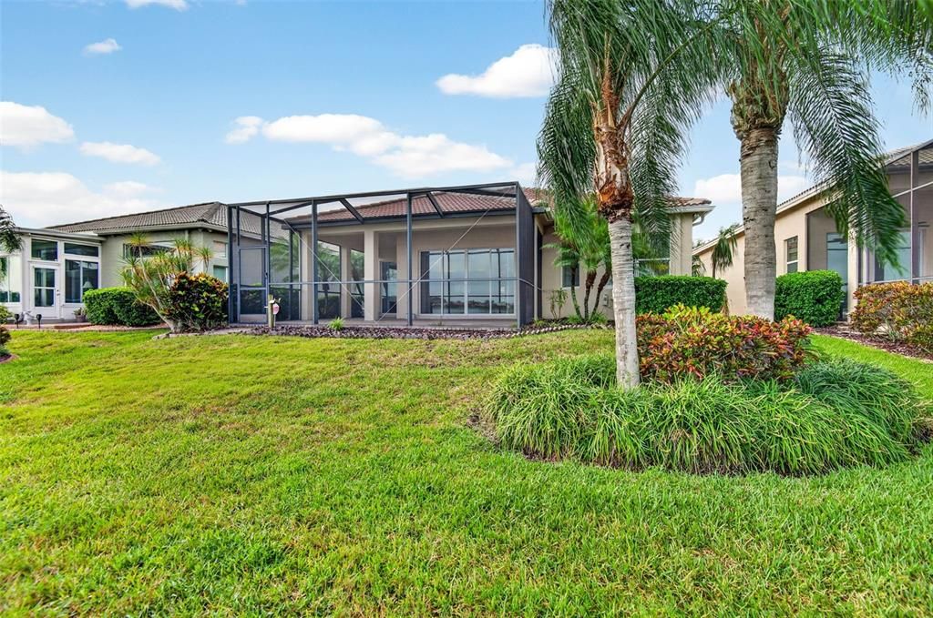 Activo con contrato: $439,900 (3 camas, 2 baños, 2061 Pies cuadrados)