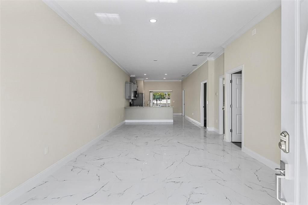 В аренду: $1,900 (3 спален, 2 ванн, 1516 Квадратных фут)