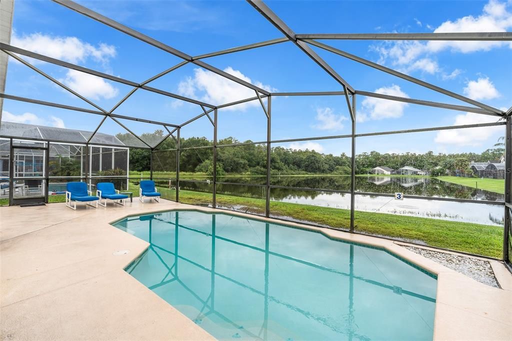 En Venta: $395,000 (4 camas, 2 baños, 1822 Pies cuadrados)