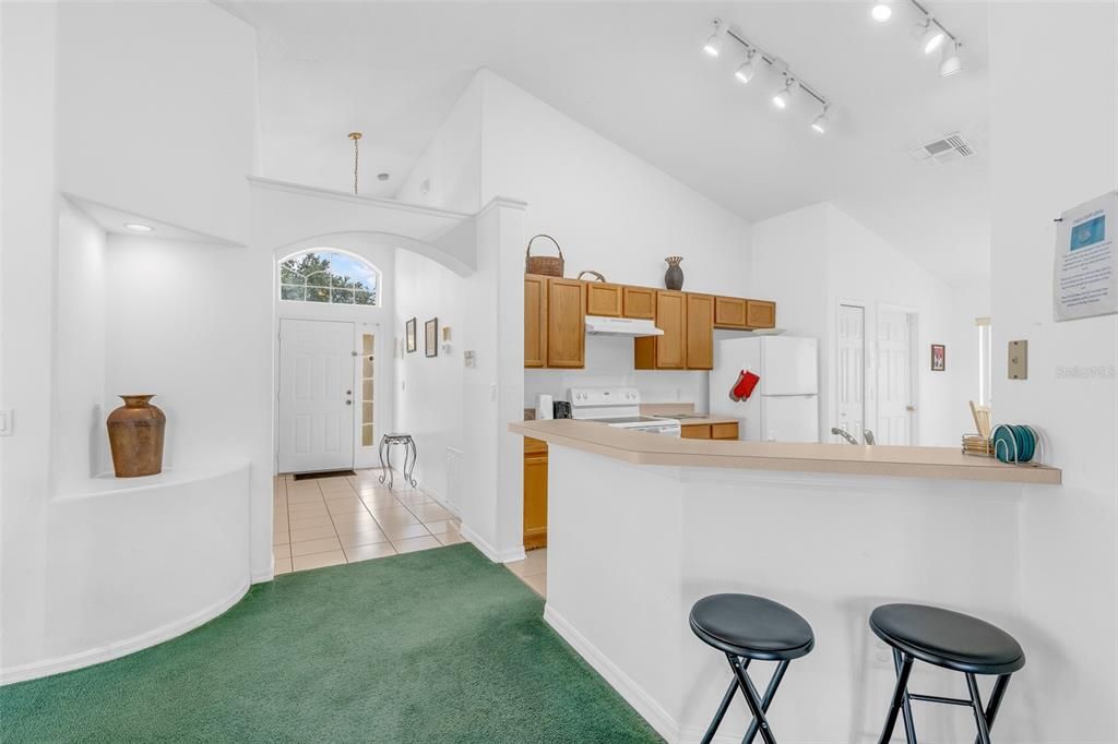 En Venta: $395,000 (4 camas, 2 baños, 1822 Pies cuadrados)