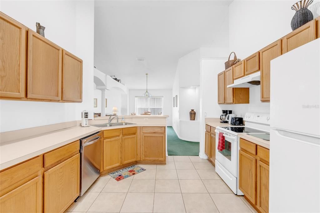 En Venta: $395,000 (4 camas, 2 baños, 1822 Pies cuadrados)