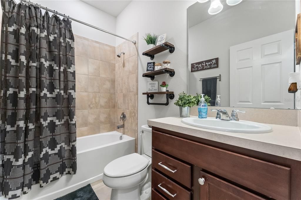 For Sale: $329,990 (3 beds, 2 baths, 2041 Square Feet)