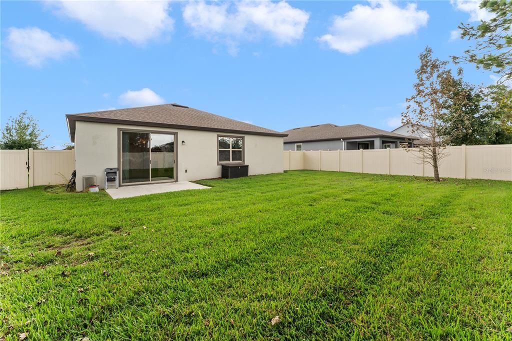 For Sale: $329,990 (3 beds, 2 baths, 2041 Square Feet)