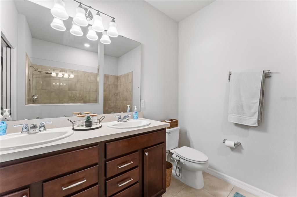 For Sale: $329,990 (3 beds, 2 baths, 2041 Square Feet)
