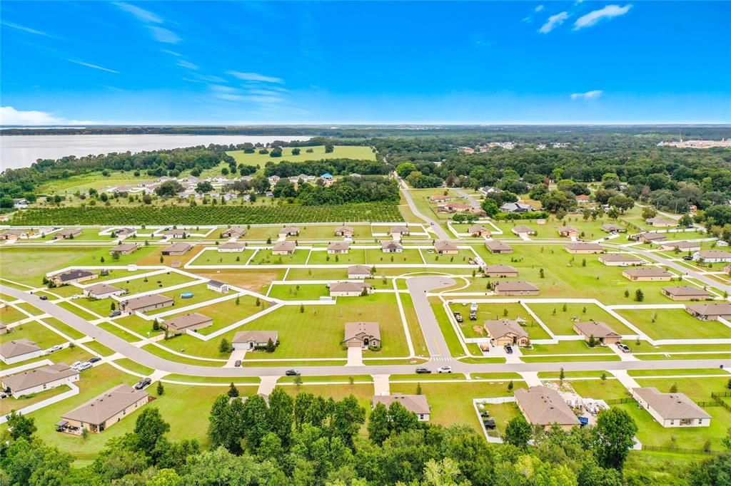 На продажу: $399,000 (4 спален, 2 ванн, 1844 Квадратных фут)