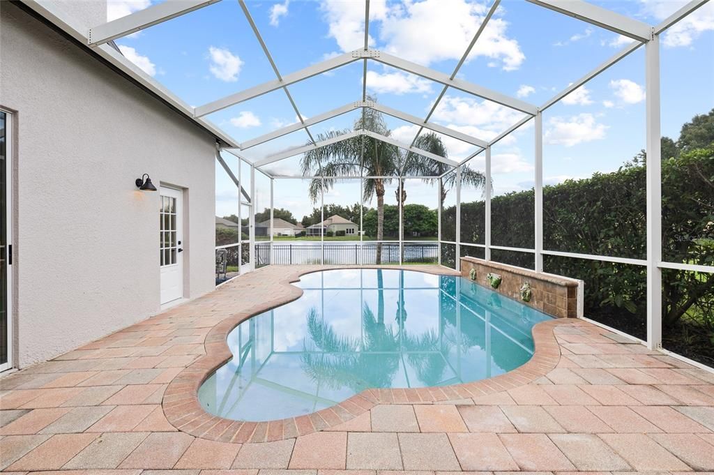 For Sale: $949,000 (5 beds, 3 baths, 3091 Square Feet)