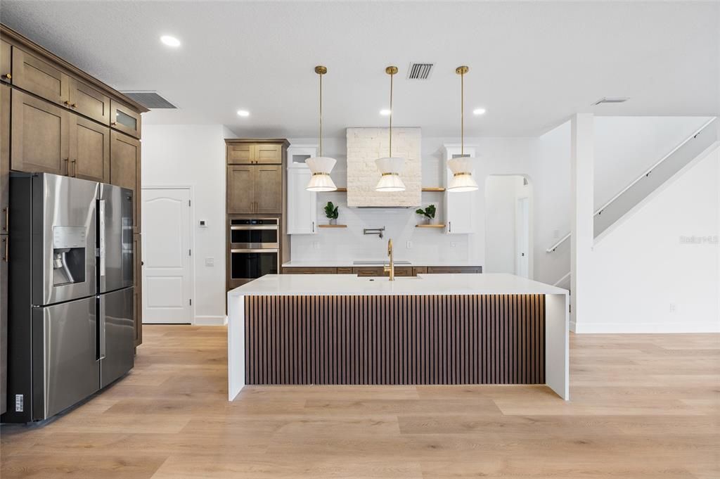For Sale: $949,000 (5 beds, 3 baths, 3091 Square Feet)
