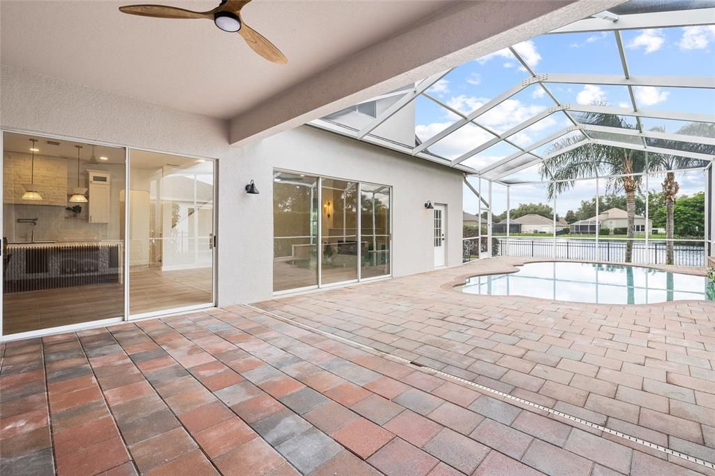 For Sale: $949,000 (5 beds, 3 baths, 3091 Square Feet)