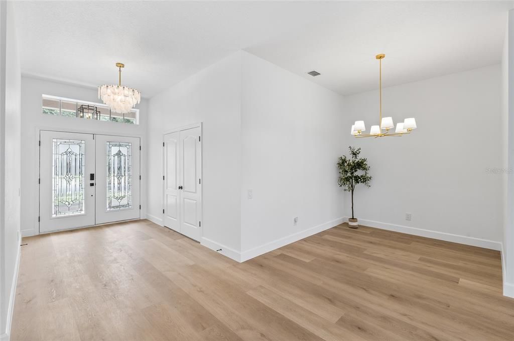 For Sale: $949,000 (5 beds, 3 baths, 3091 Square Feet)