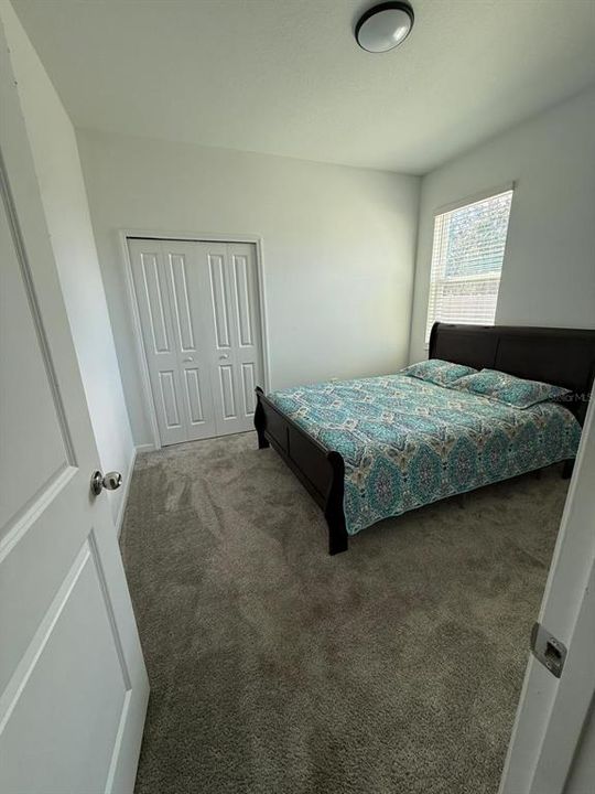 For Rent: $1,350 (1 beds, 1 baths, 700 Square Feet)