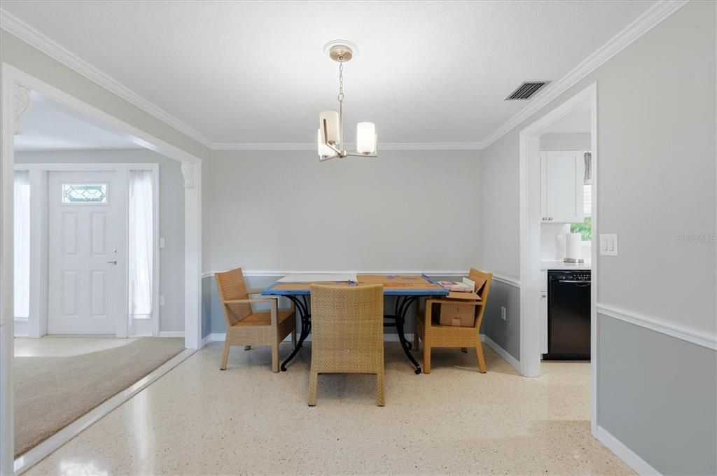En Venta: $399,000 (2 camas, 2 baños, 1628 Pies cuadrados)