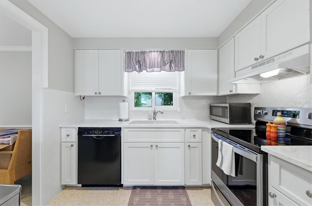 En Venta: $399,000 (2 camas, 2 baños, 1628 Pies cuadrados)