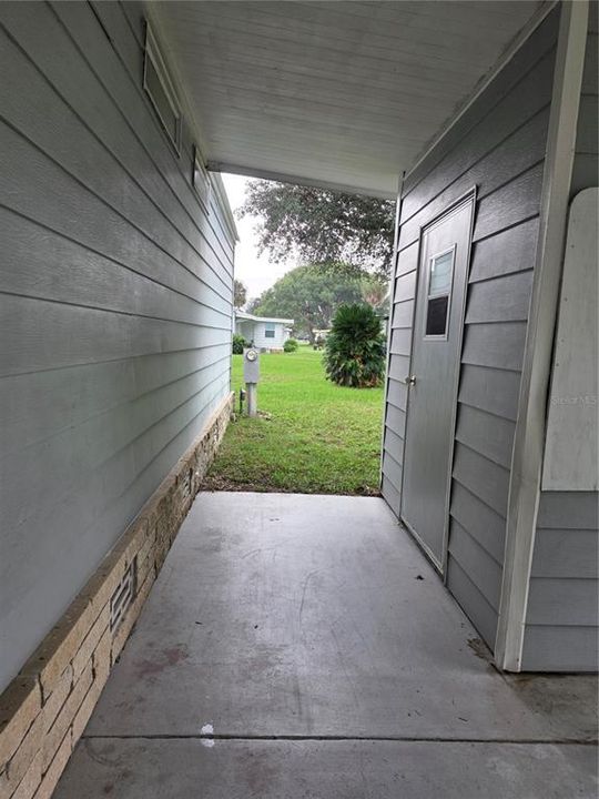 For Sale: $124,900 (2 beds, 2 baths, 1408 Square Feet)