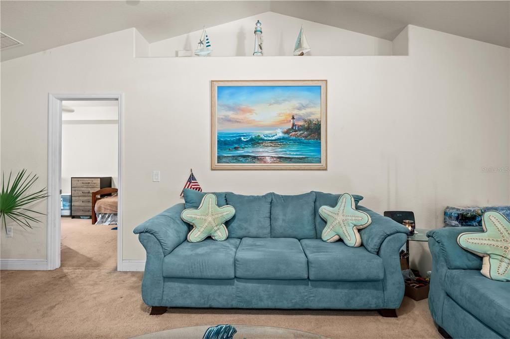 For Sale: $359,900 (3 beds, 2 baths, 2035 Square Feet)