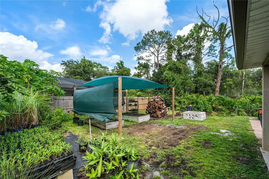 For Sale: $359,900 (3 beds, 2 baths, 2035 Square Feet)