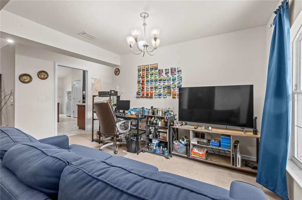 For Sale: $359,900 (3 beds, 2 baths, 2035 Square Feet)