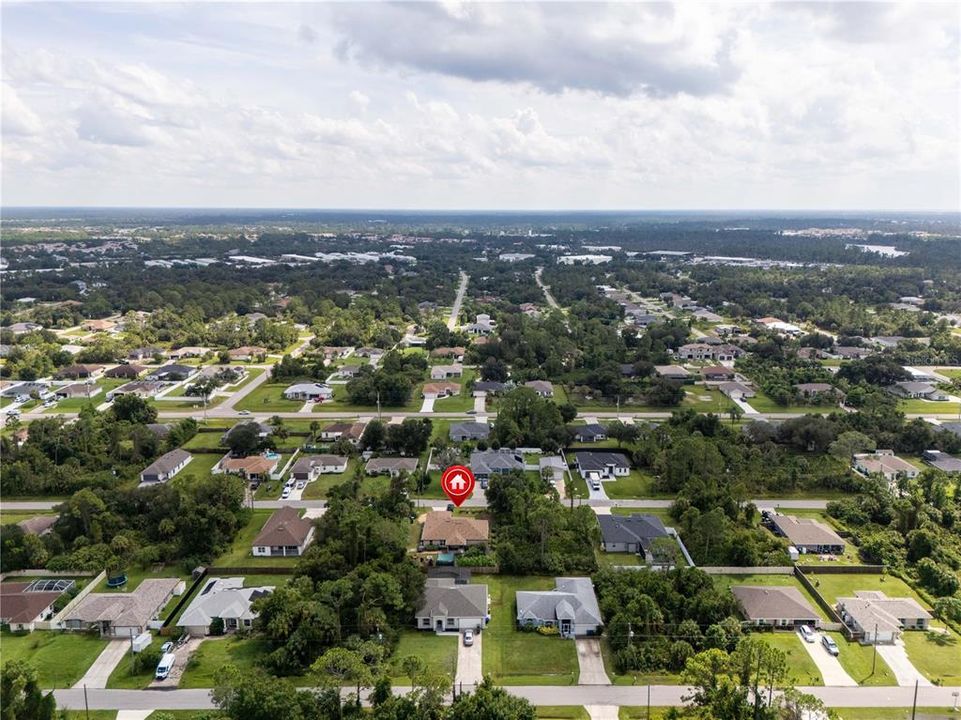 For Sale: $359,900 (3 beds, 2 baths, 2035 Square Feet)