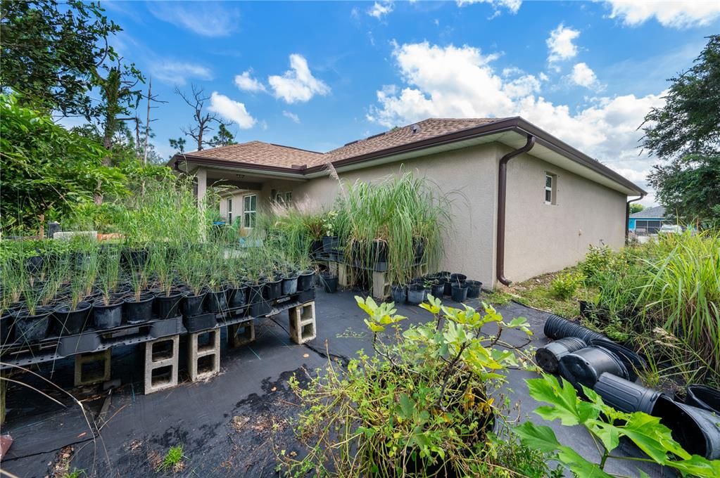 For Sale: $359,900 (3 beds, 2 baths, 2035 Square Feet)