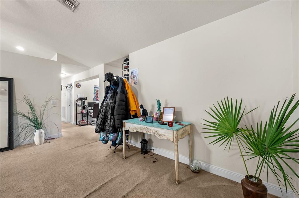 For Sale: $359,900 (3 beds, 2 baths, 2035 Square Feet)