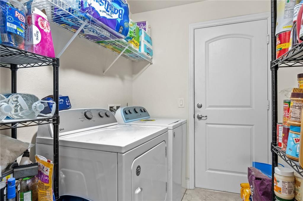 For Sale: $359,900 (3 beds, 2 baths, 2035 Square Feet)