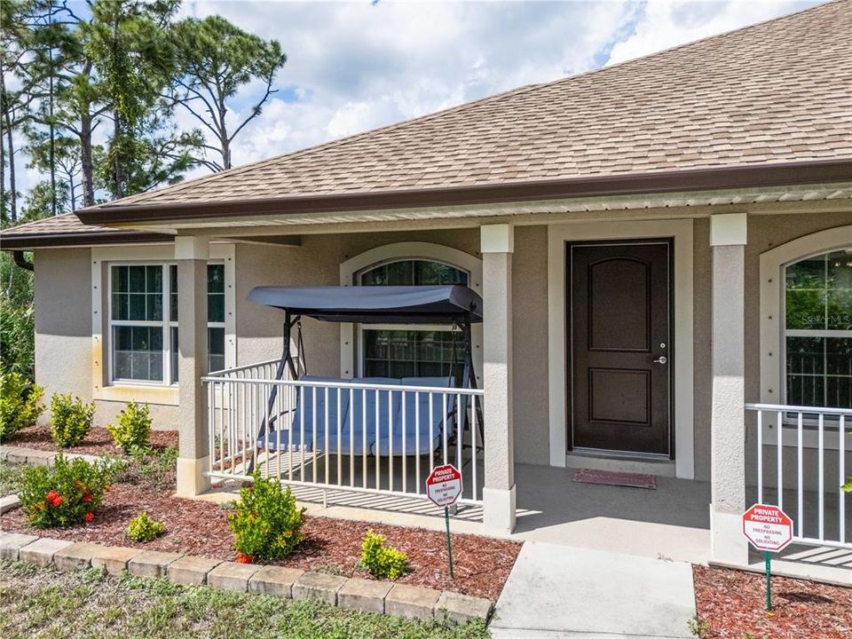 For Sale: $359,900 (3 beds, 2 baths, 2035 Square Feet)