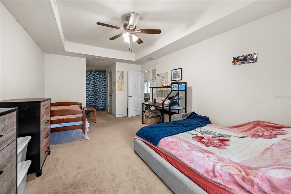 For Sale: $359,900 (3 beds, 2 baths, 2035 Square Feet)