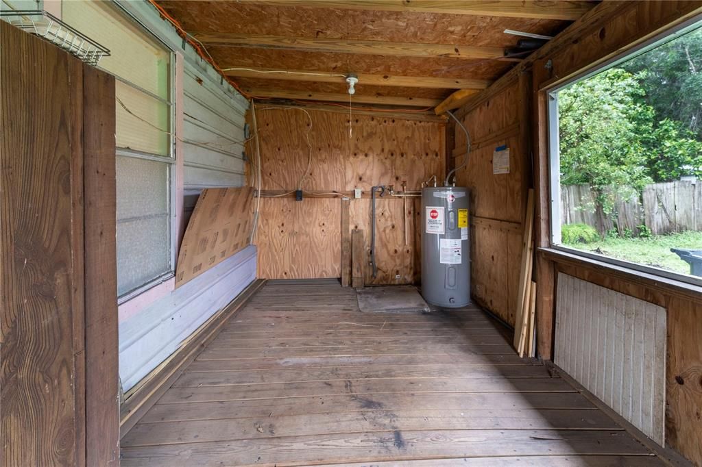 На продажу: $325,000 (4 спален, 2 ванн, 1448 Квадратных фут)