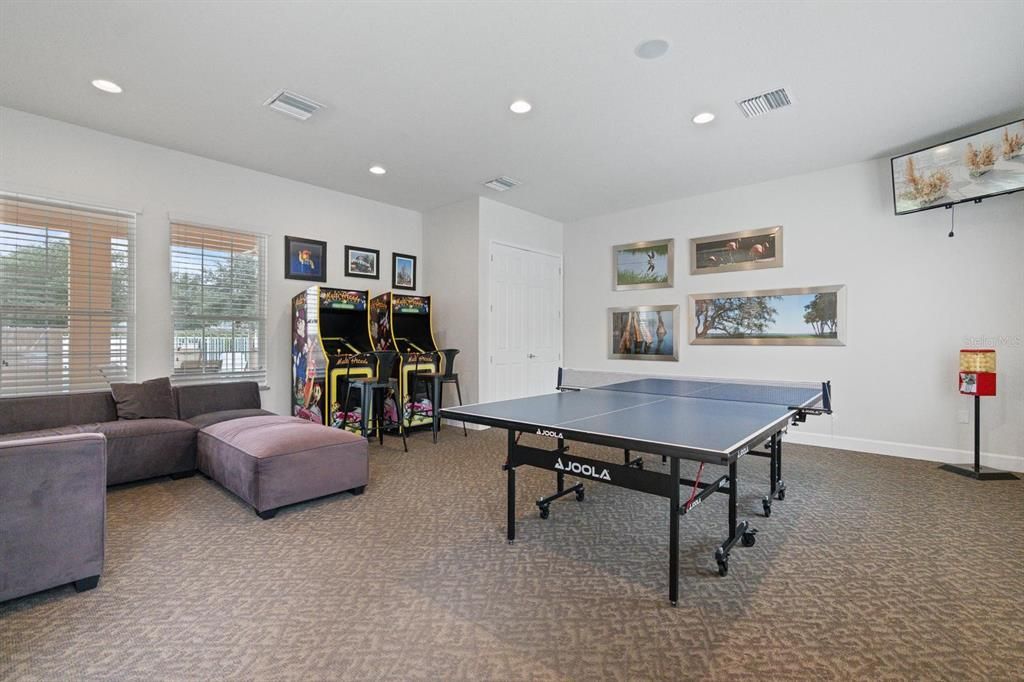 For Rent: $2,500 (3 beds, 2 baths, 1512 Square Feet)