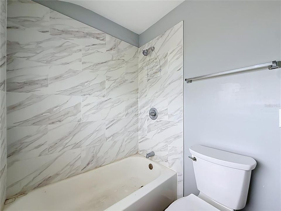 Под контрактом: $179,000 (3 спален, 1 ванн, 832 Квадратных фут)