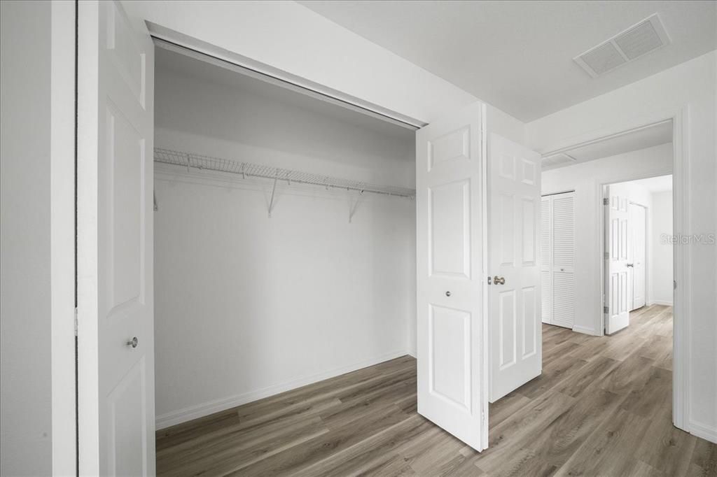 На продажу: $229,000 (3 спален, 2 ванн, 1389 Квадратных фут)