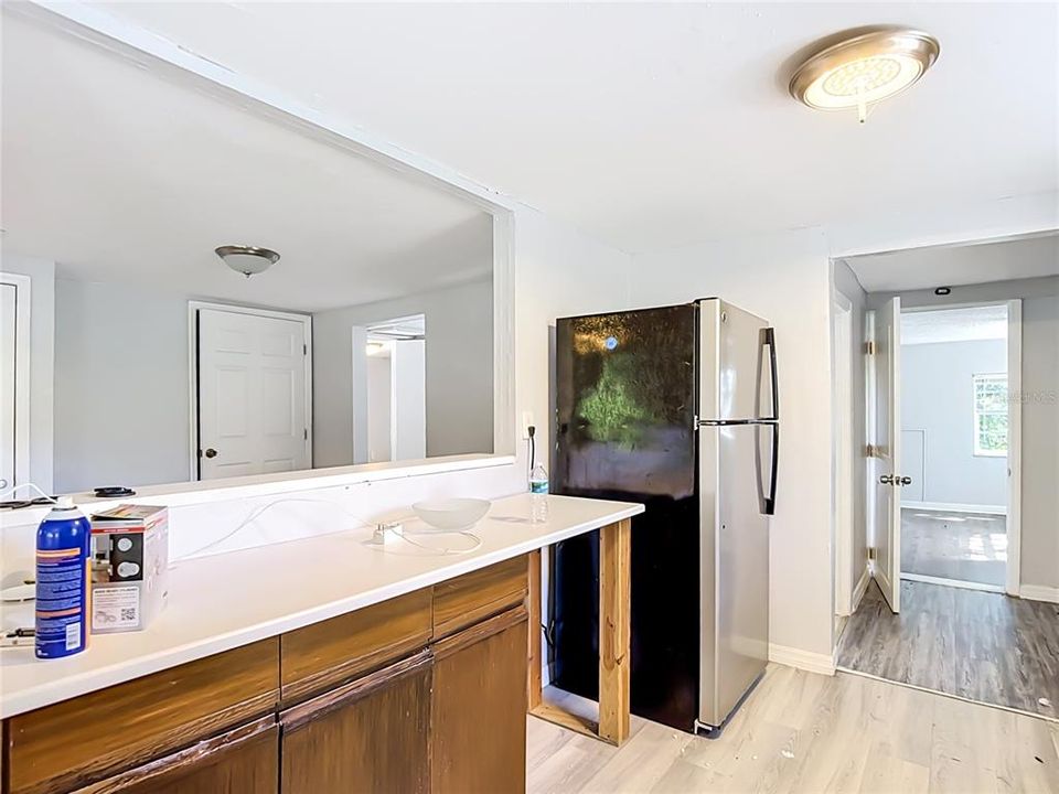 For Sale: $245,000 (3 beds, 2 baths, 1216 Square Feet)